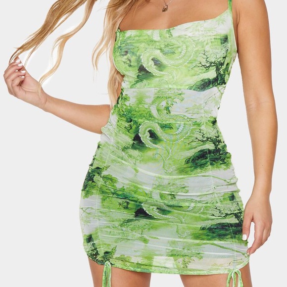 Pretty Little Thing dress - Picture 4 of 4